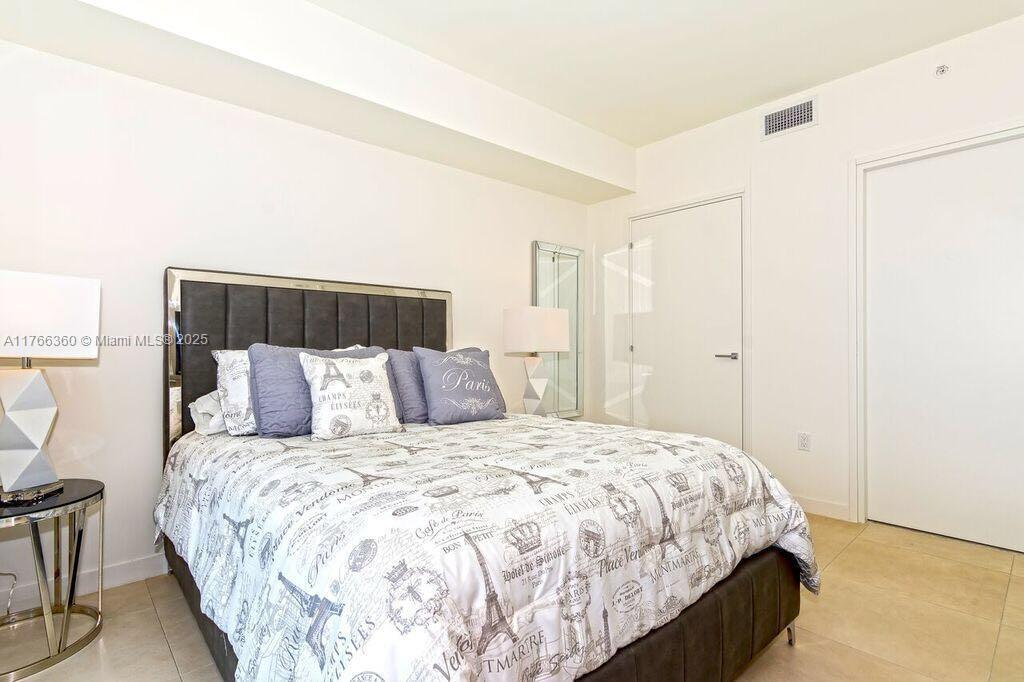 TIFFANY HOUSE CONDO - Residential