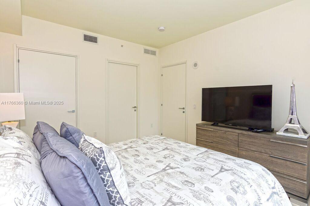 TIFFANY HOUSE CONDO - Residential