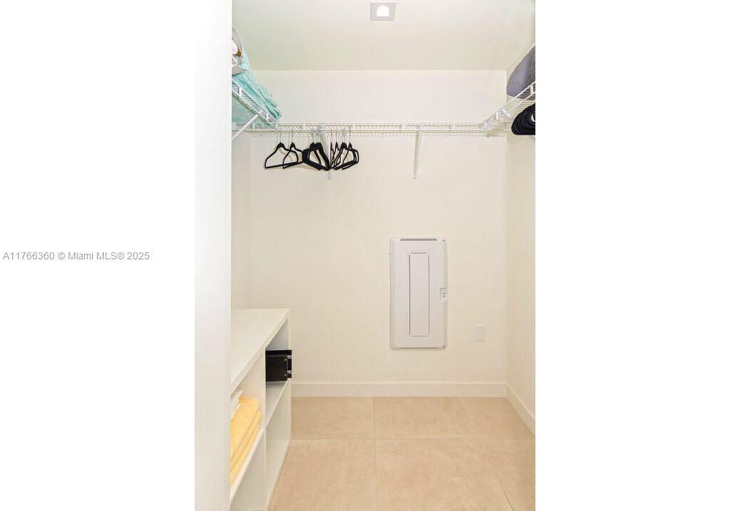 TIFFANY HOUSE CONDO - Residential