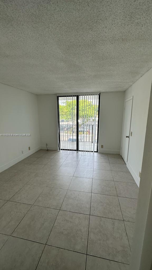 CLEAR LAKE CLUB CONDO - Residential Lease