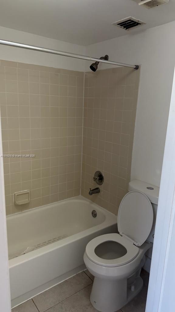 CLEAR LAKE CLUB CONDO - Residential Lease