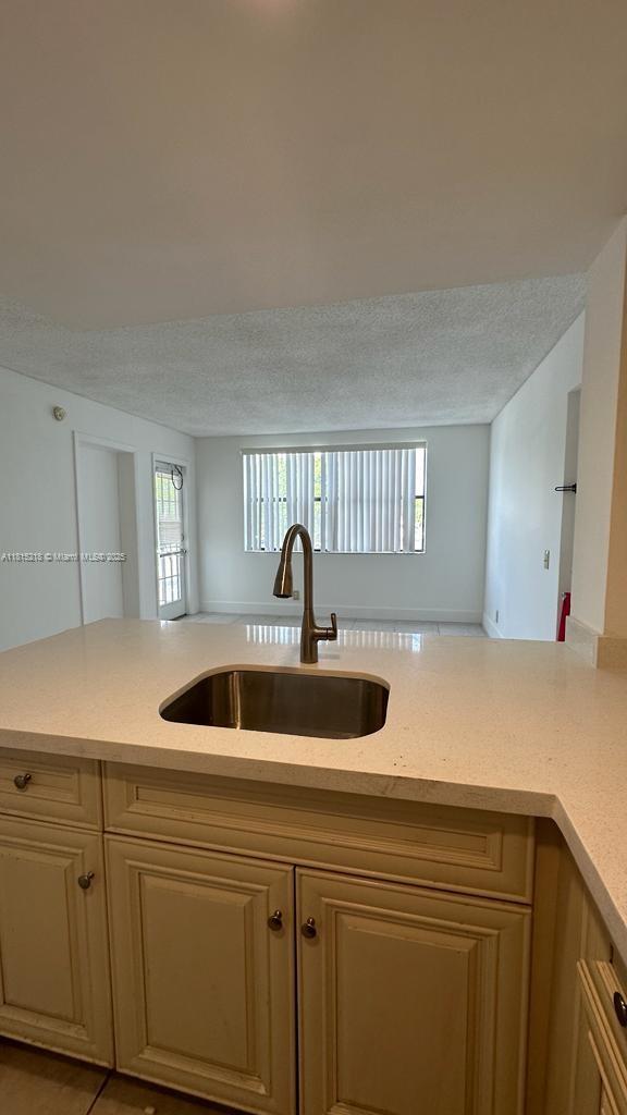 CLEAR LAKE CLUB CONDO - Residential Lease