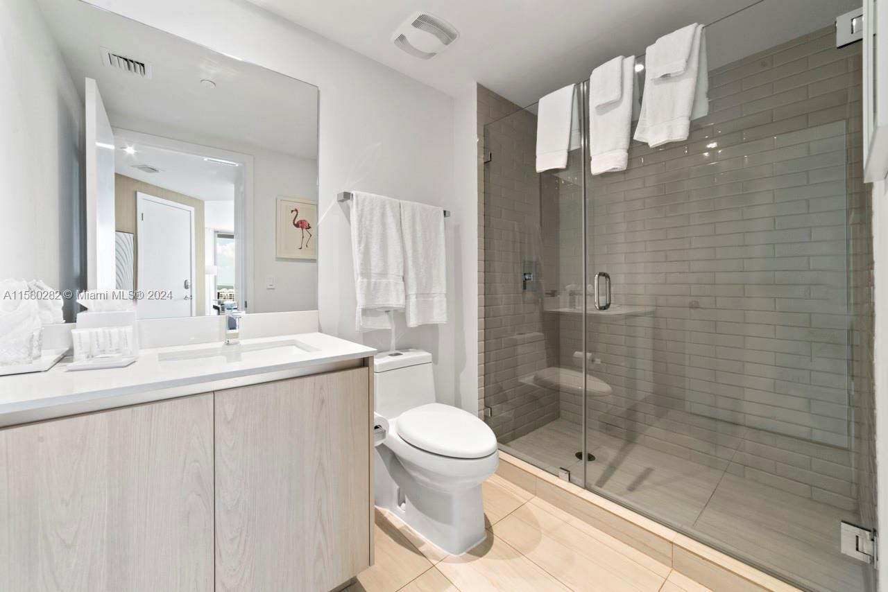 4010 SOUTH OCEAN CONDO - Residential Lease