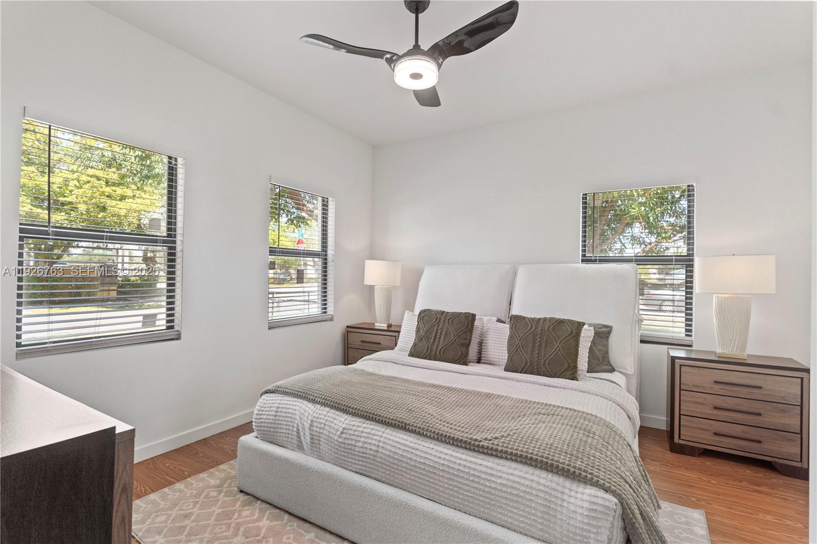 GLENDALE LAWNS REV PLAT - Residential Lease