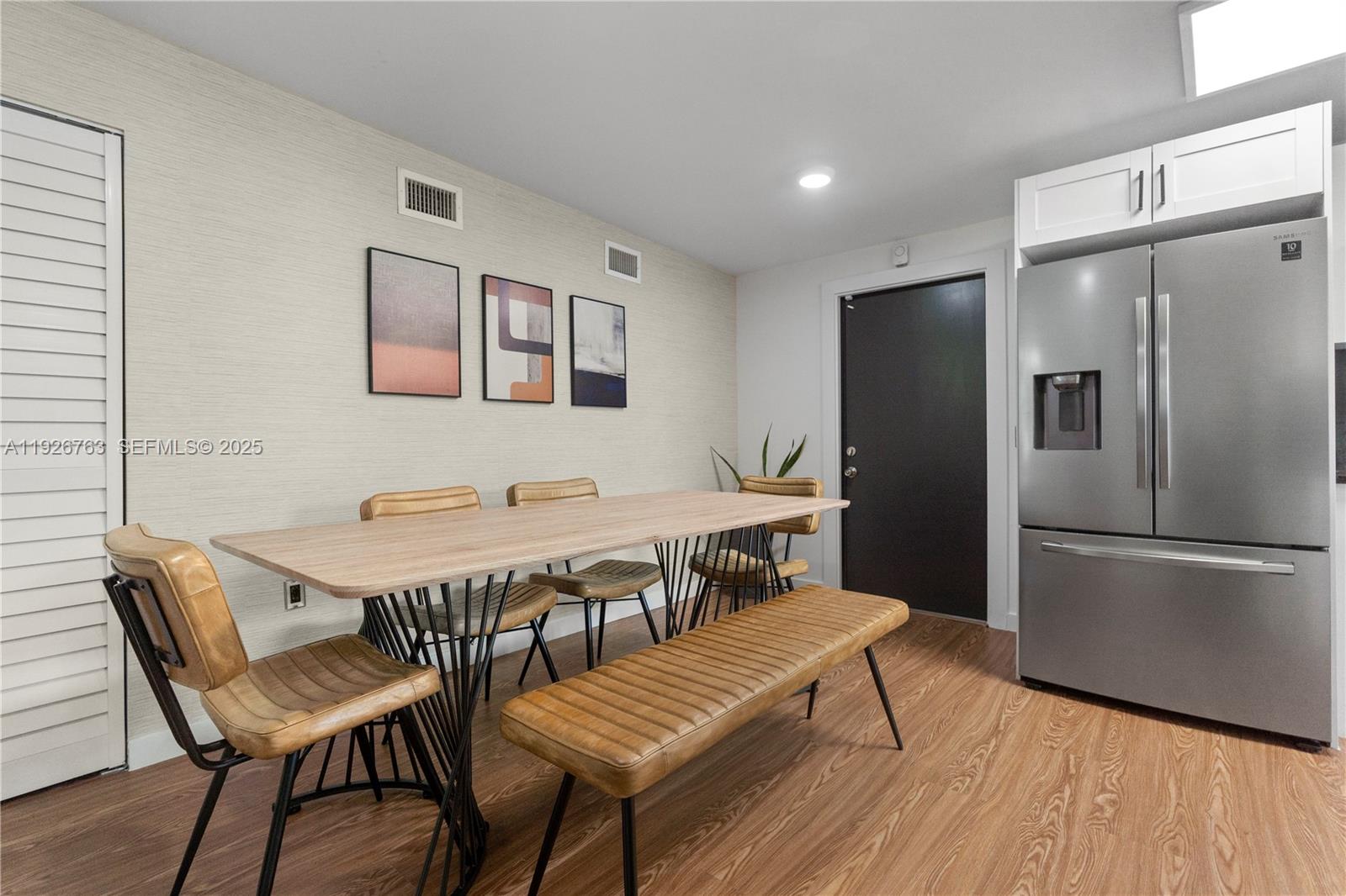 GLENDALE LAWNS REV PLAT - Residential Lease