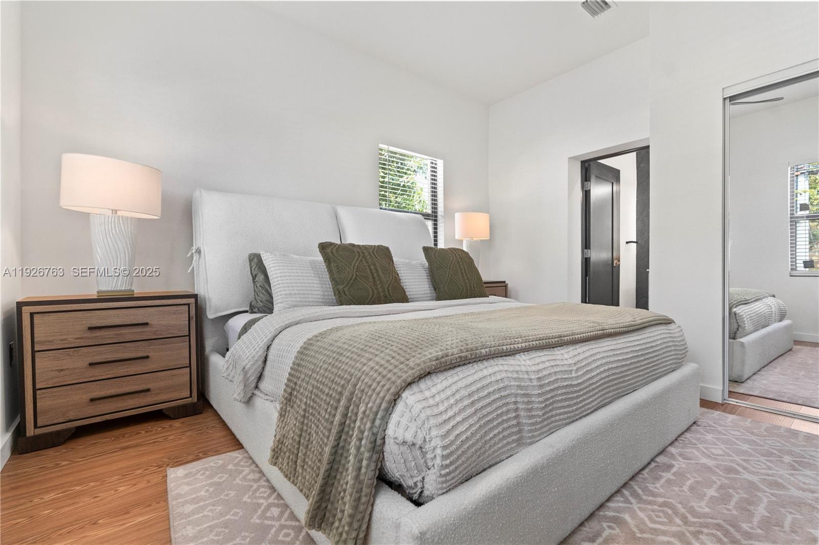 GLENDALE LAWNS REV PLAT - Residential Lease