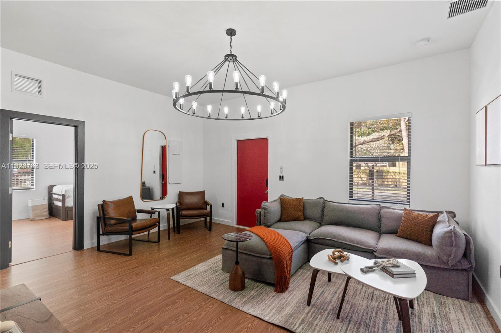 GLENDALE LAWNS REV PLAT - Residential Lease