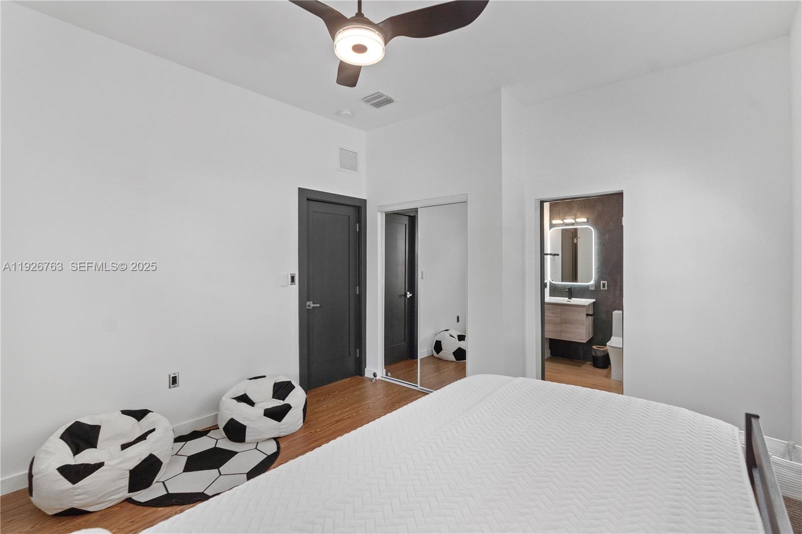 GLENDALE LAWNS REV PLAT - Residential Lease