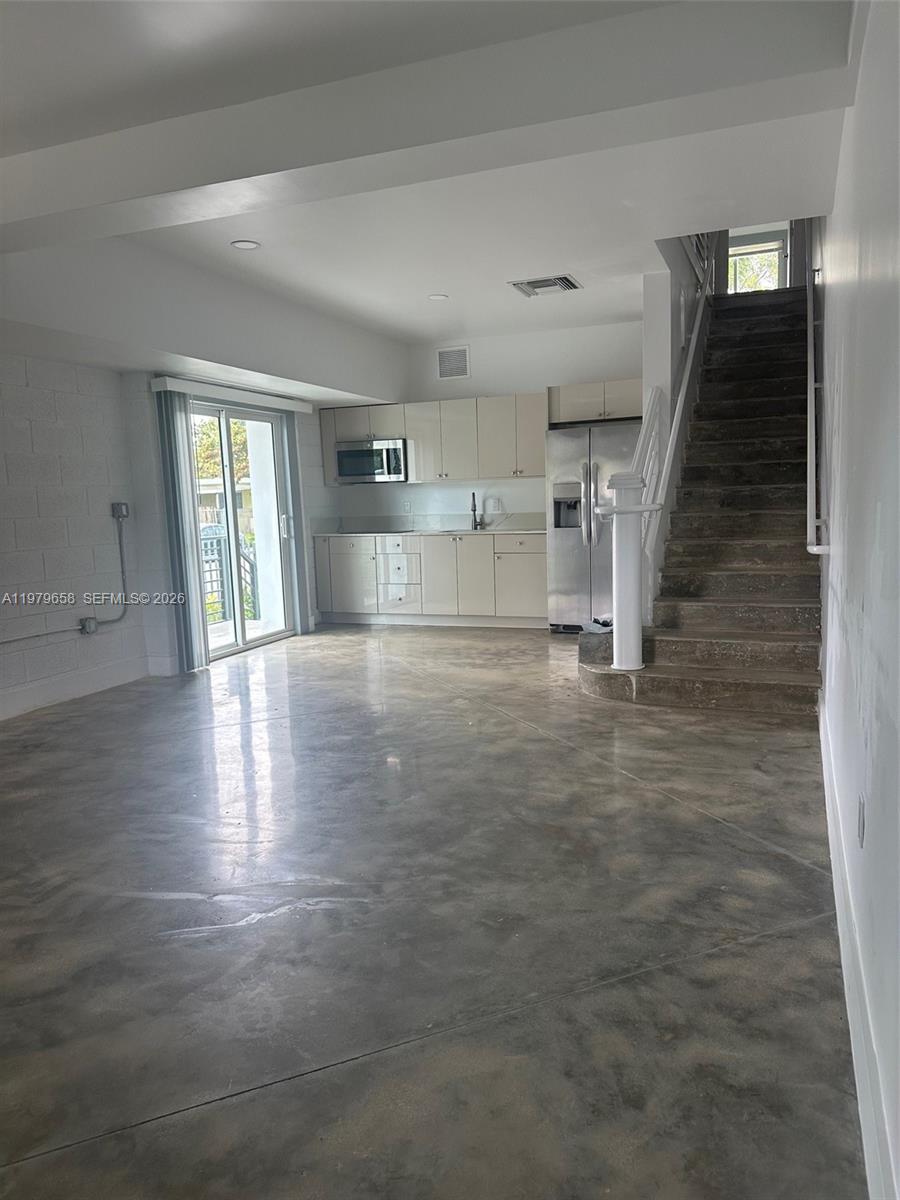 HOLLEMAN MANOR ADDN - Residential Lease