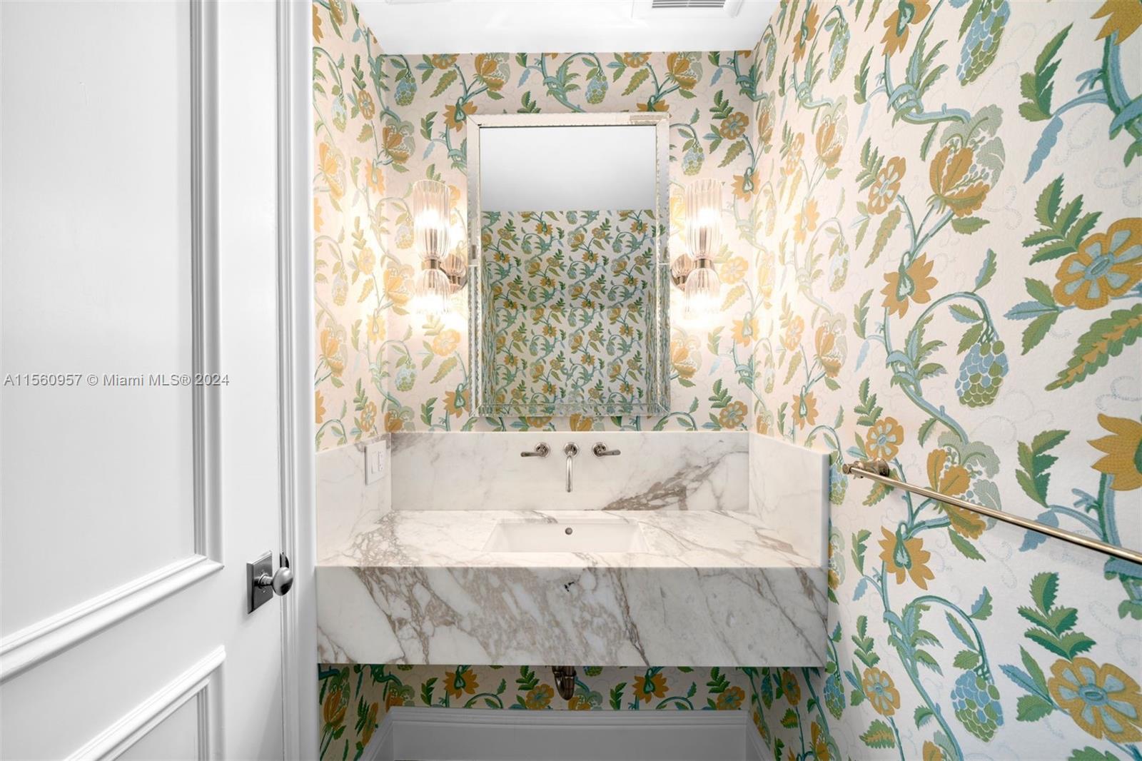 STONEGATE - Residential