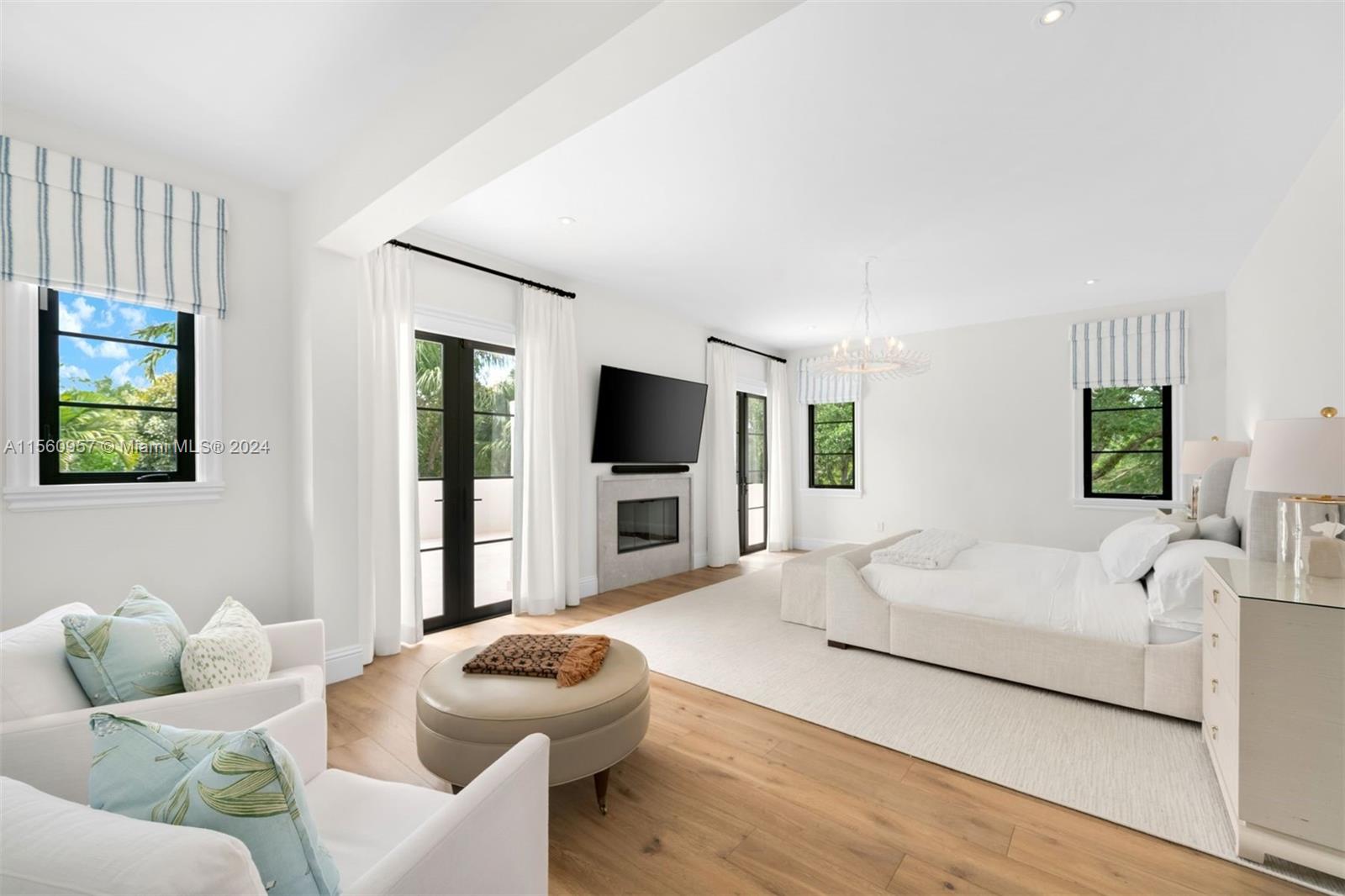 STONEGATE - Residential