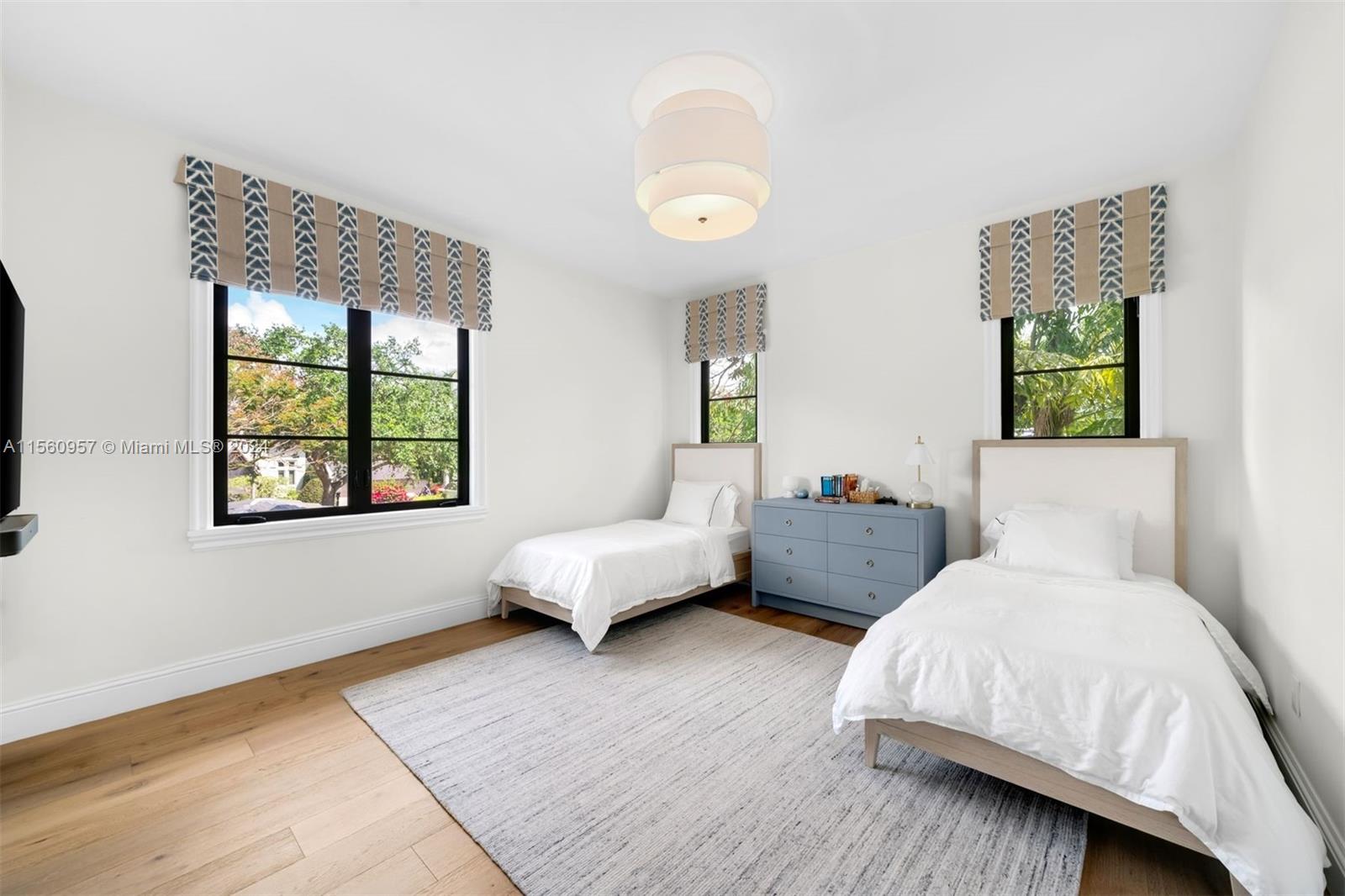 STONEGATE - Residential