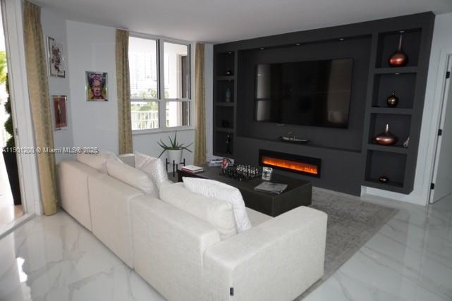 701 Brickell Key Blvd 412