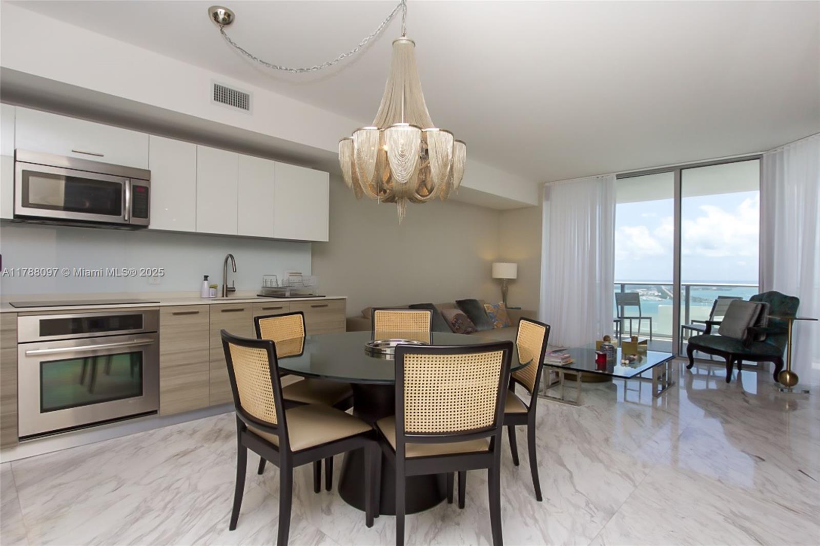1300 Brickell Bay Dr 3102