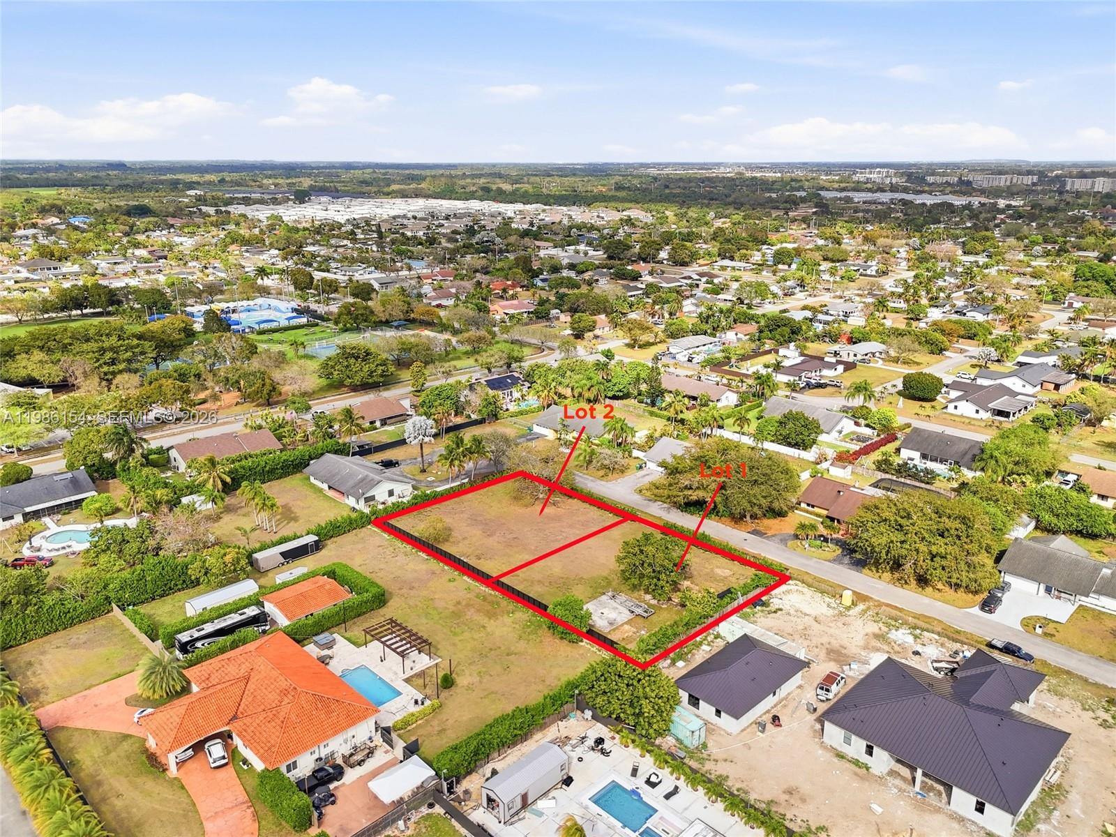 05 57 39 N110FT OF E120FT - Land