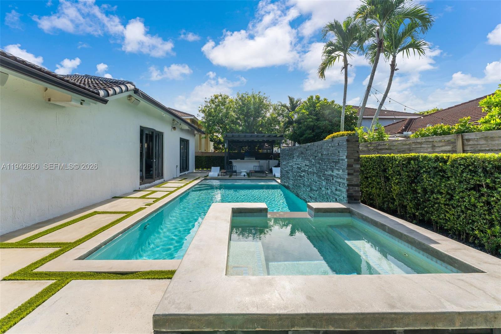 GARDEN HILLS SUB - Residential