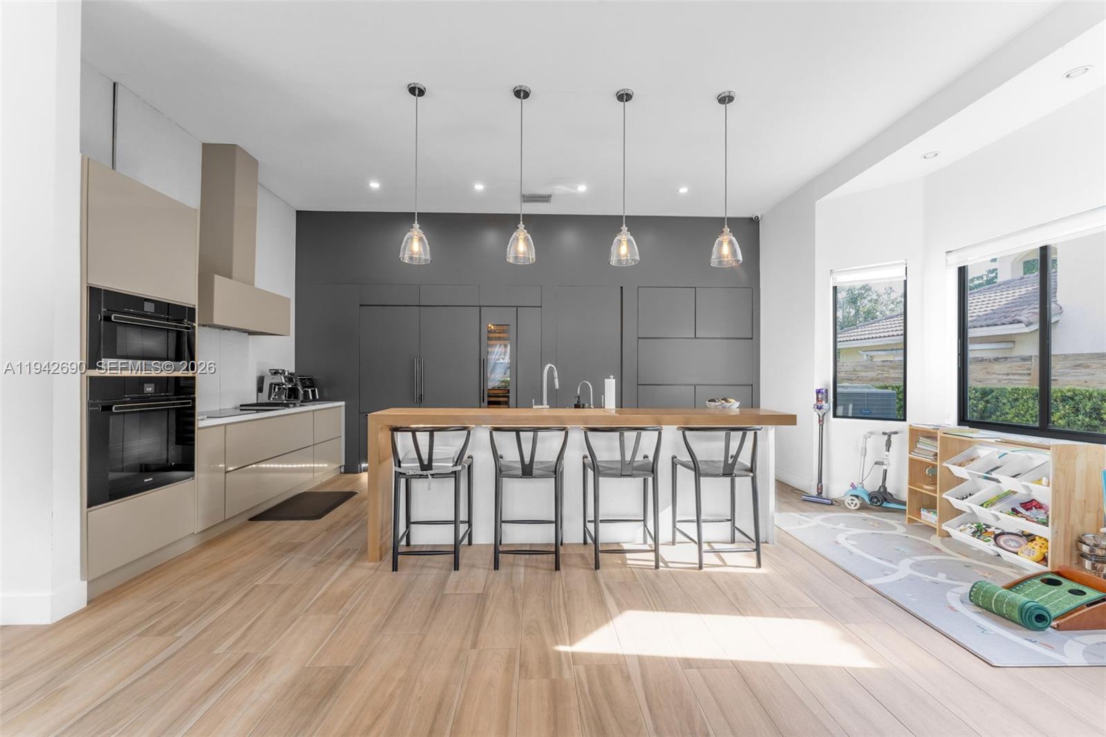 GARDEN HILLS SUB - Residential