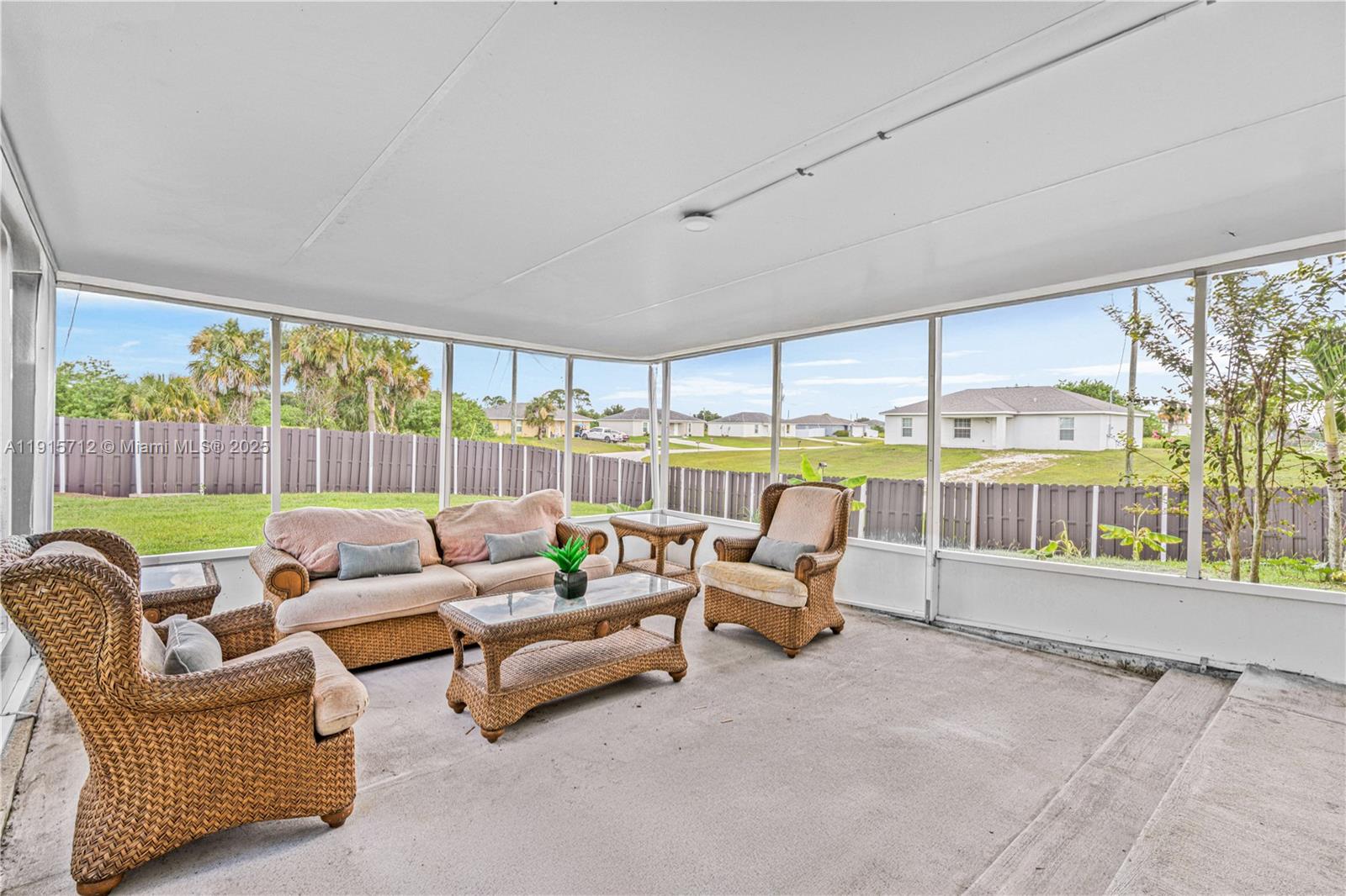 PORT LABELLE - Residential