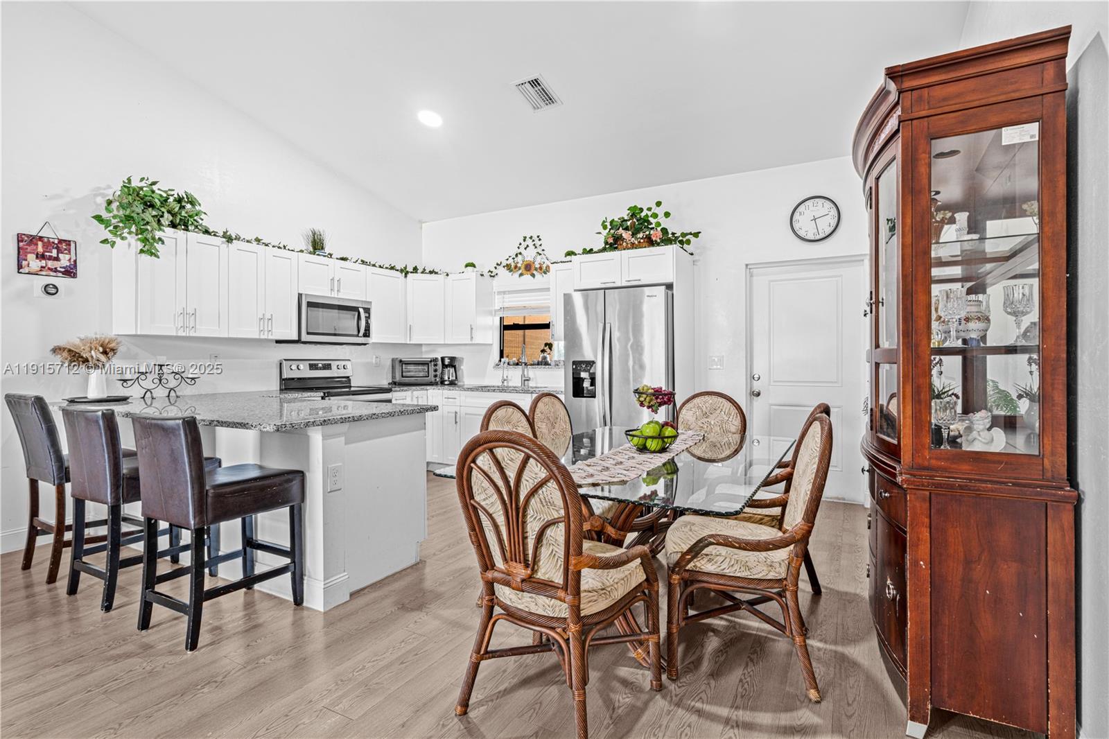 PORT LABELLE - Residential