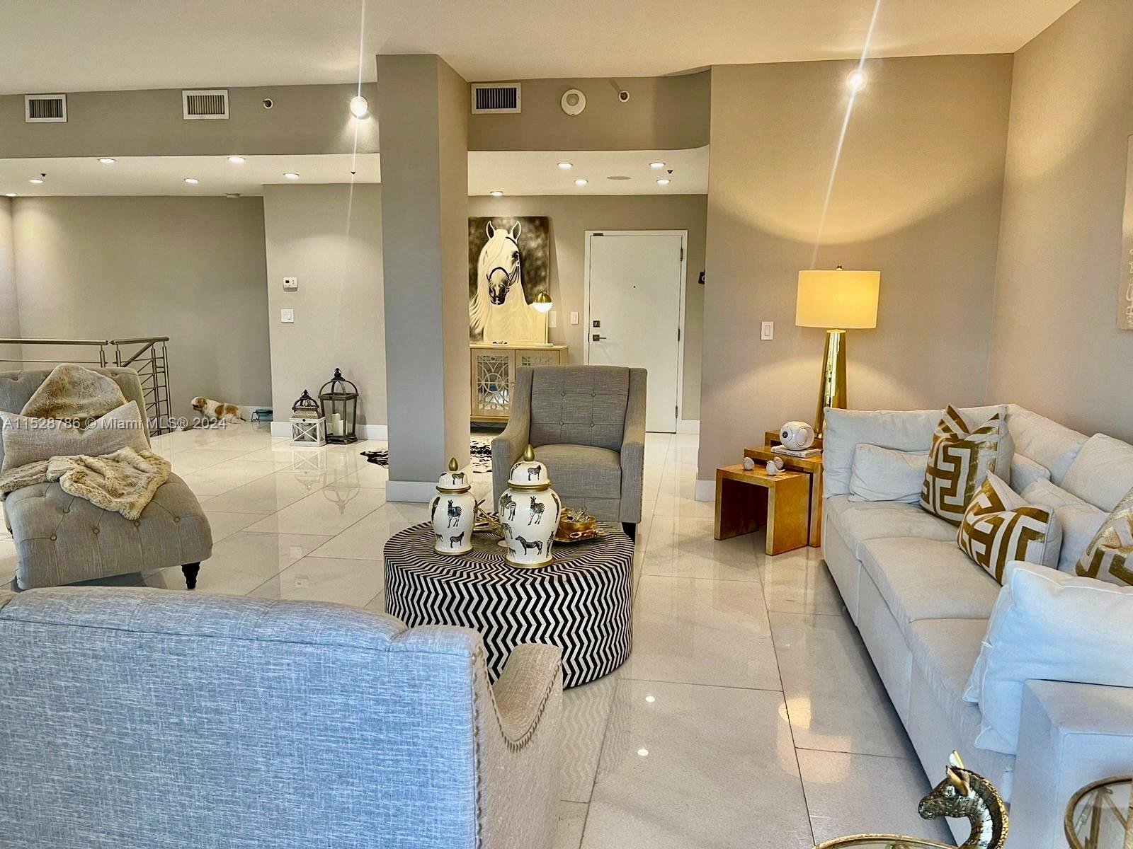 DELVISTA TOWERS CONDO - Residential