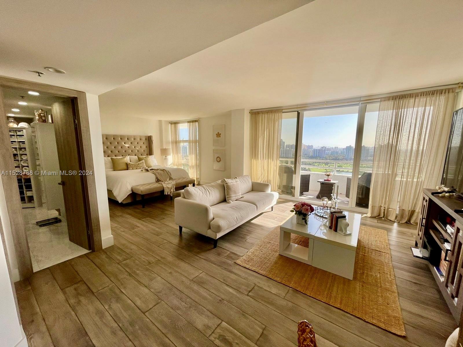 DELVISTA TOWERS CONDO - Residential