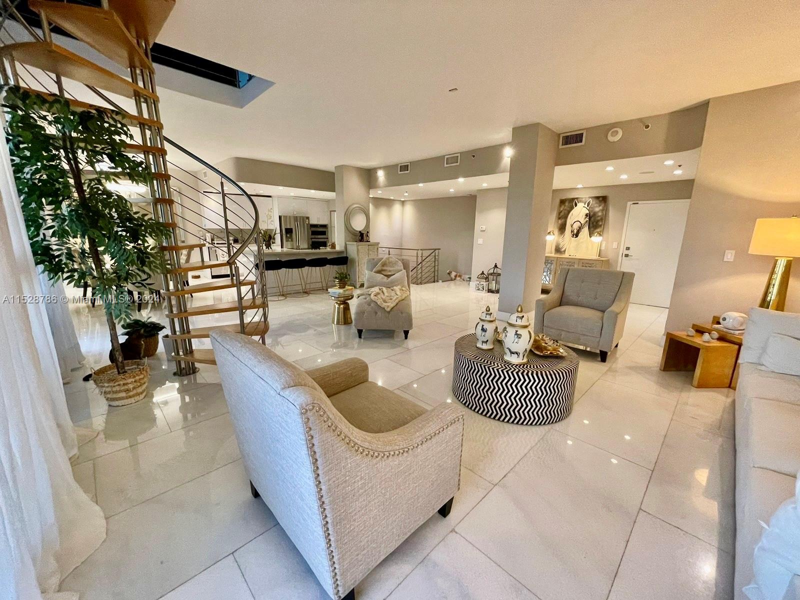 DELVISTA TOWERS CONDO - Residential