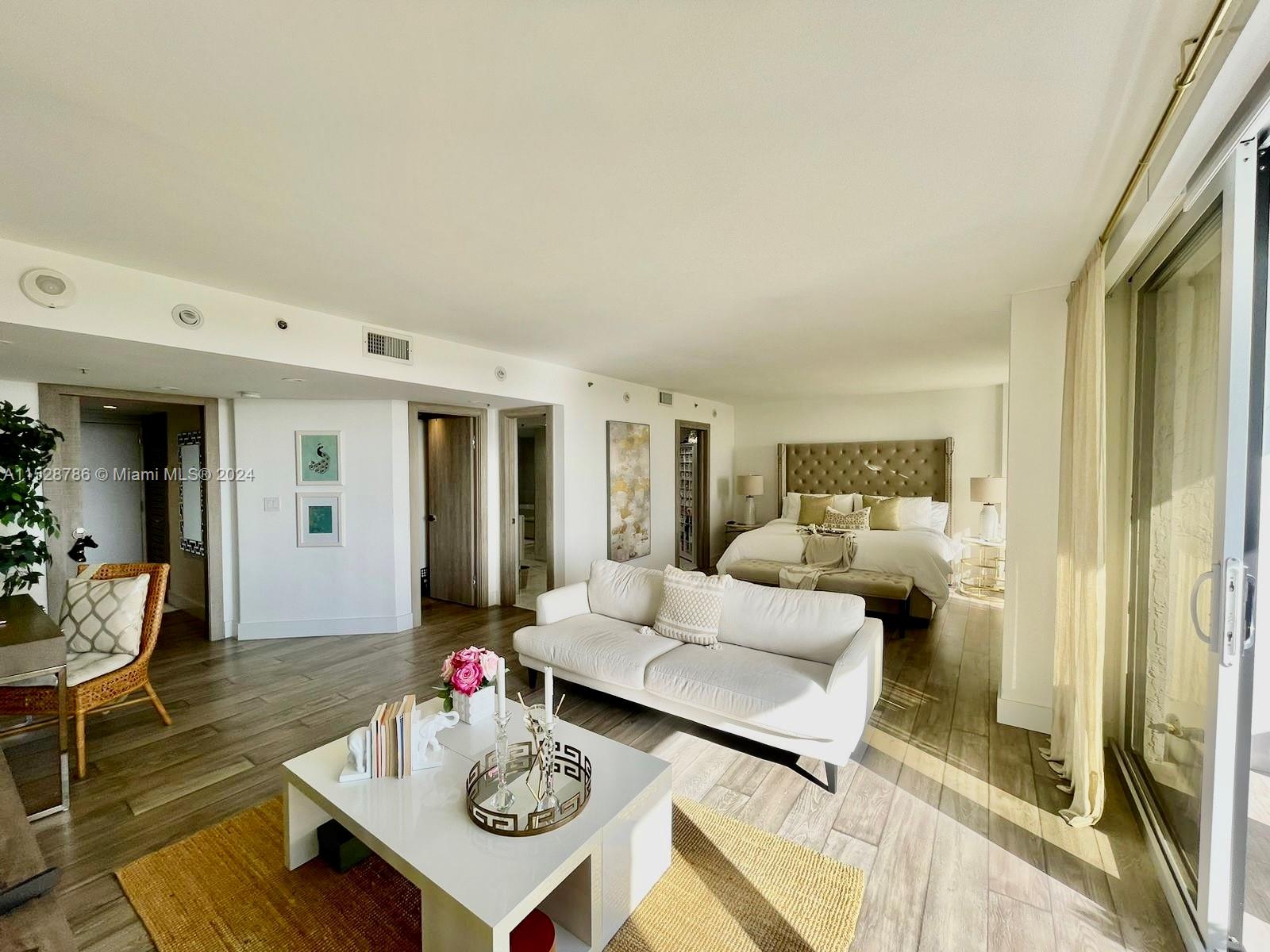 DELVISTA TOWERS CONDO - Residential