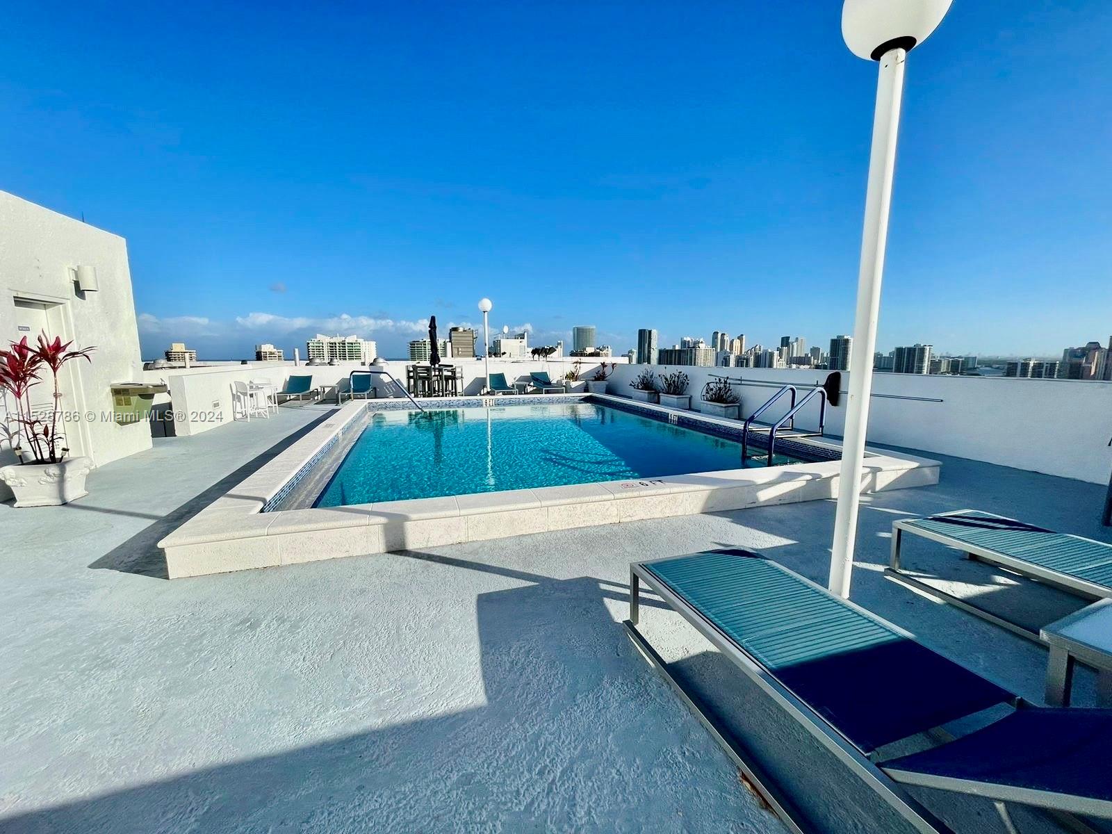 DELVISTA TOWERS CONDO - Residential