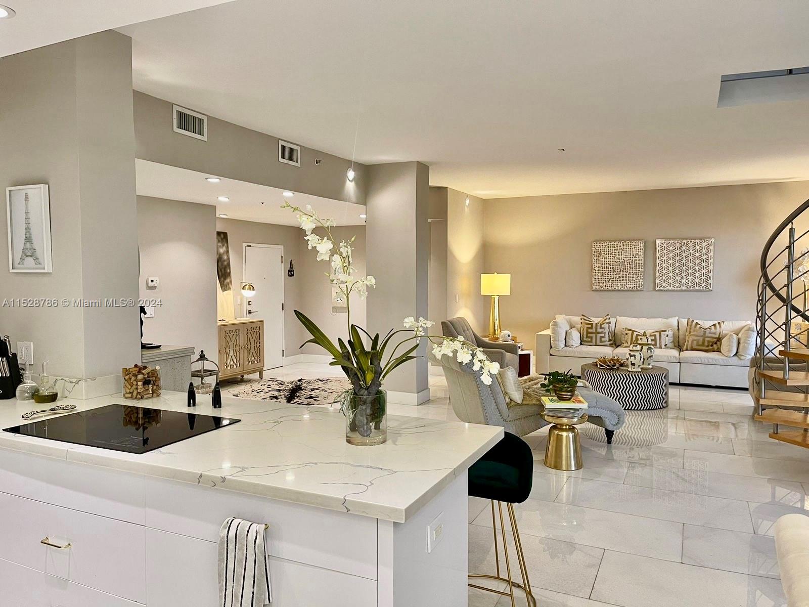 DELVISTA TOWERS CONDO - Residential