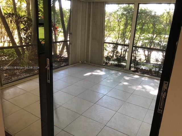 PALM HILL - Residential Lease