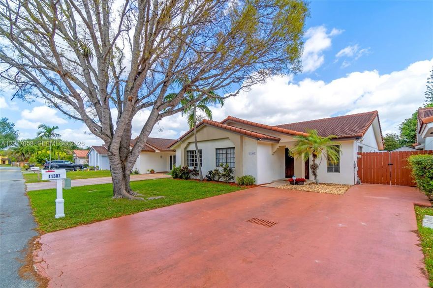 Great gated community in Chestnut Woods. The house features 1973 sq. ft. (larger than tax roll) and it has 4 bedrooms and 2 baths. Beautiful Vaulted Ceiling in the living Room. Remodeled kitchen with granite counter tops. Large pantry/closet, with lots of space for storage .SS Refrigerator, microwave, range and dishwasher.  Very spacious family room.  SS Washer and Dryer. Owners have taken great care of this beautiful home. Nice patio in the back. Two storage sheds on side of house. Very well maintained community with beautiful landscaping, children's playground area, tennis courts and community pool with covered terrace. This home is very close to great schools, restaurants, shopping centers and it has easy access to the turnpike.