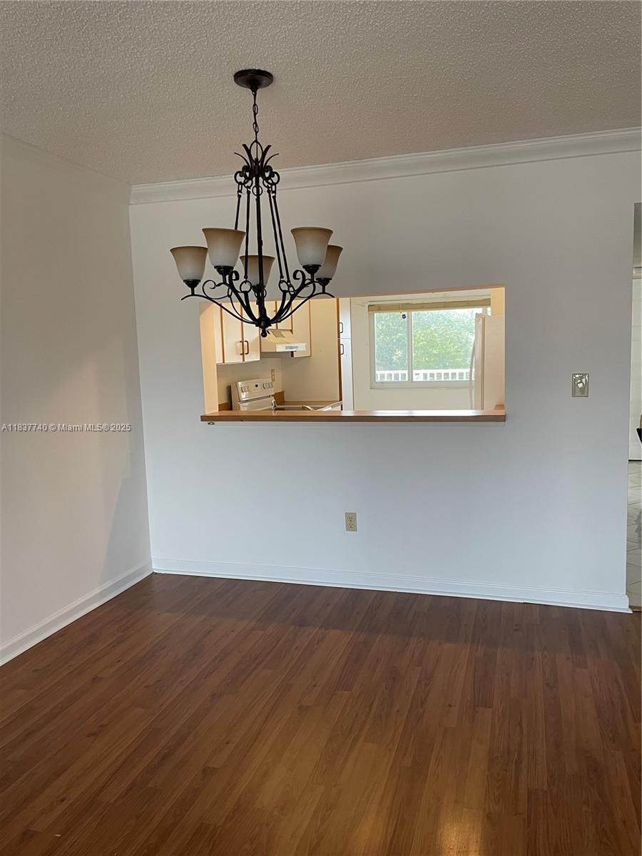 7152 S Devon Dr 304