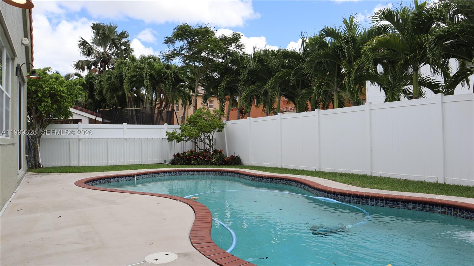 RIVIERA ISLES II - Residential