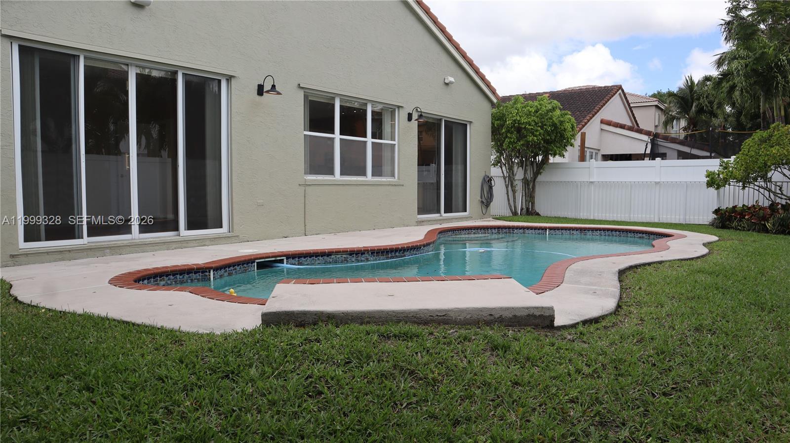 RIVIERA ISLES II - Residential