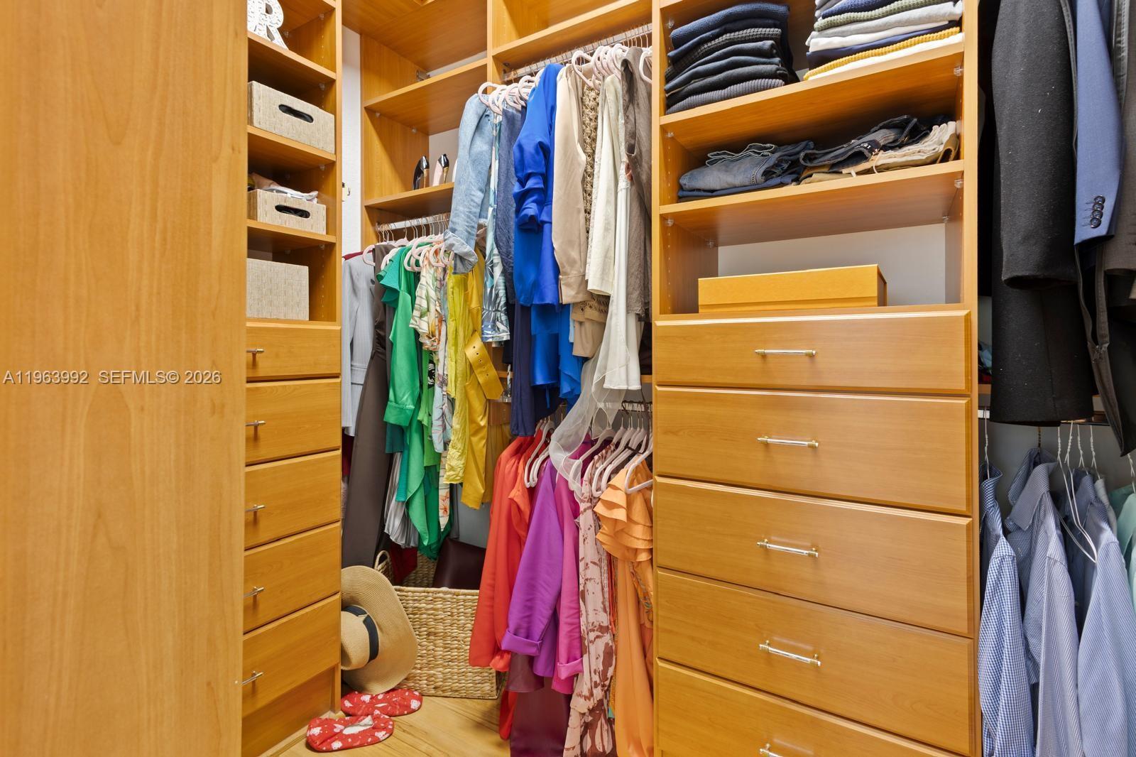 THREE ISLANDS 3RD SECTION - Residential