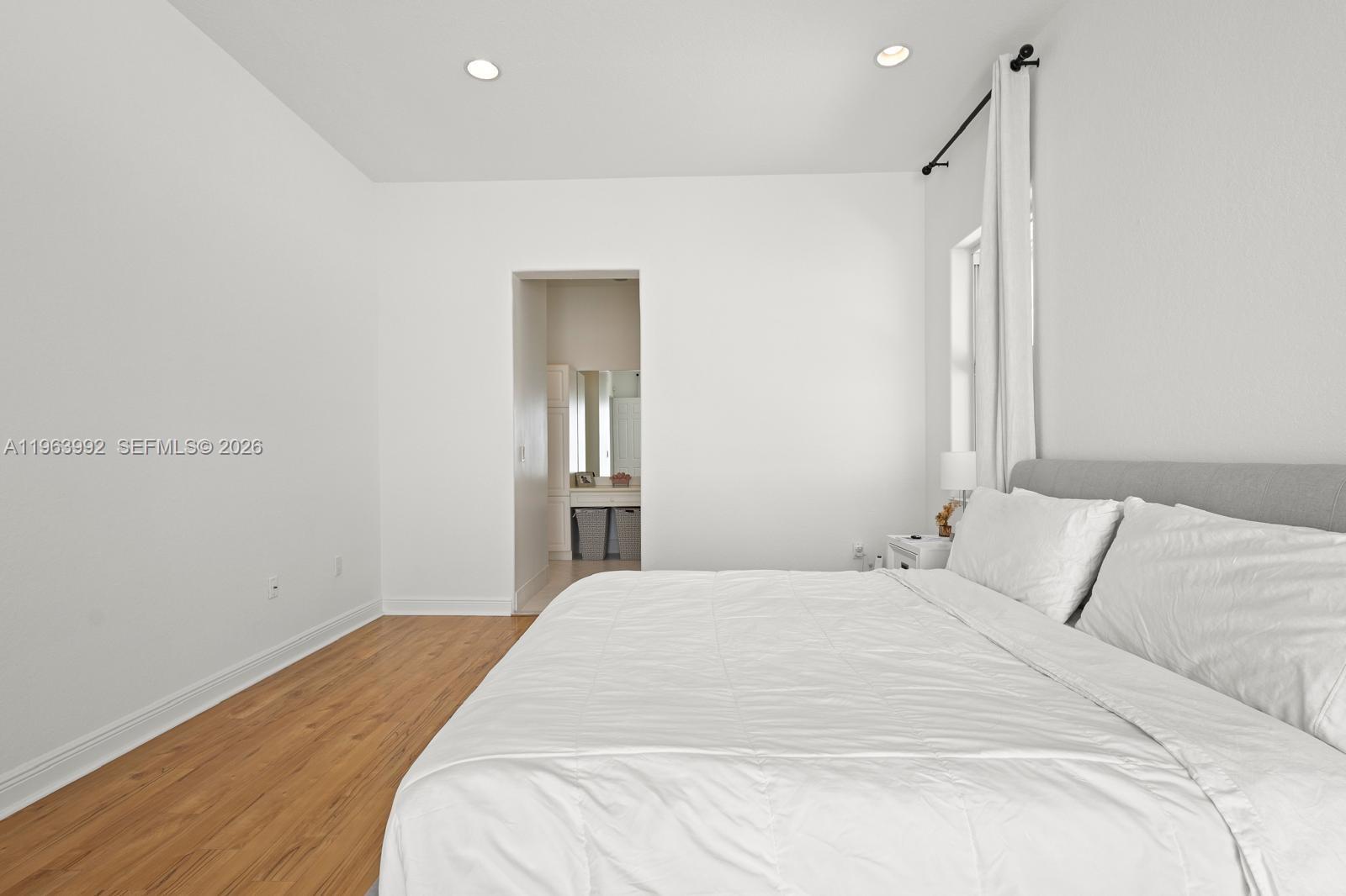 THREE ISLANDS 3RD SECTION - Residential