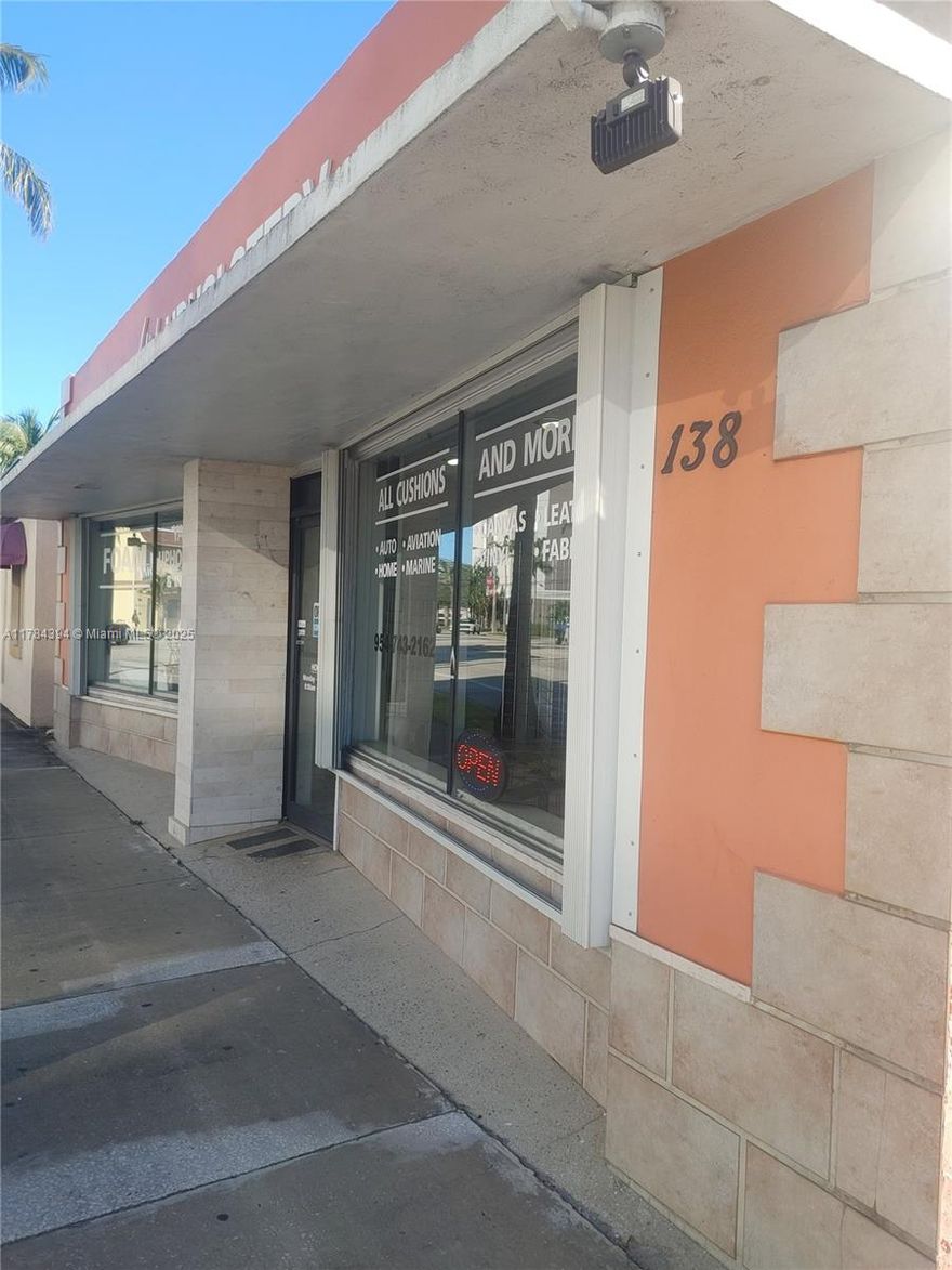 Excellent location with frontage on Federal Hwy/US1 near beaches, restaurants and Airport. Triple Net...