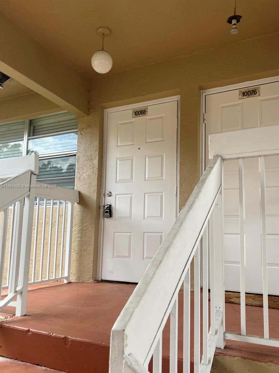 Photo of 10060 Twin Lakes Dr #37-H, Coral Springs, FL 33071 (MLS # A11884428)