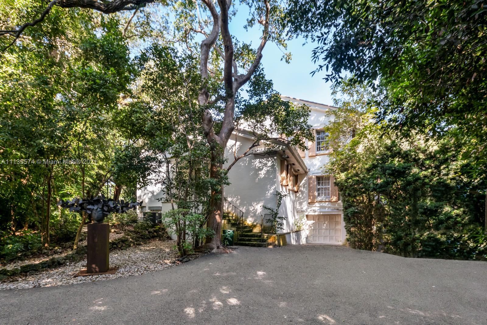 GABLES ESTATES NO 2 - Residential