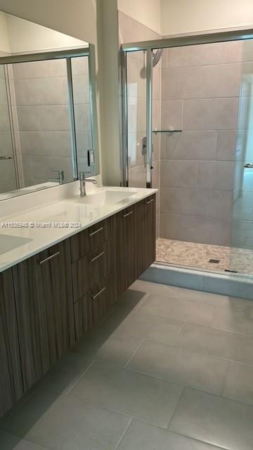 8265 NW 41st St C-102