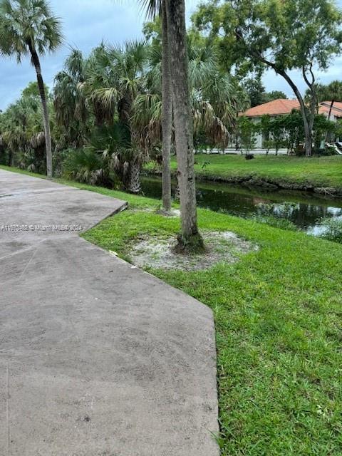 SPARROWS WALK CONDO - Residential