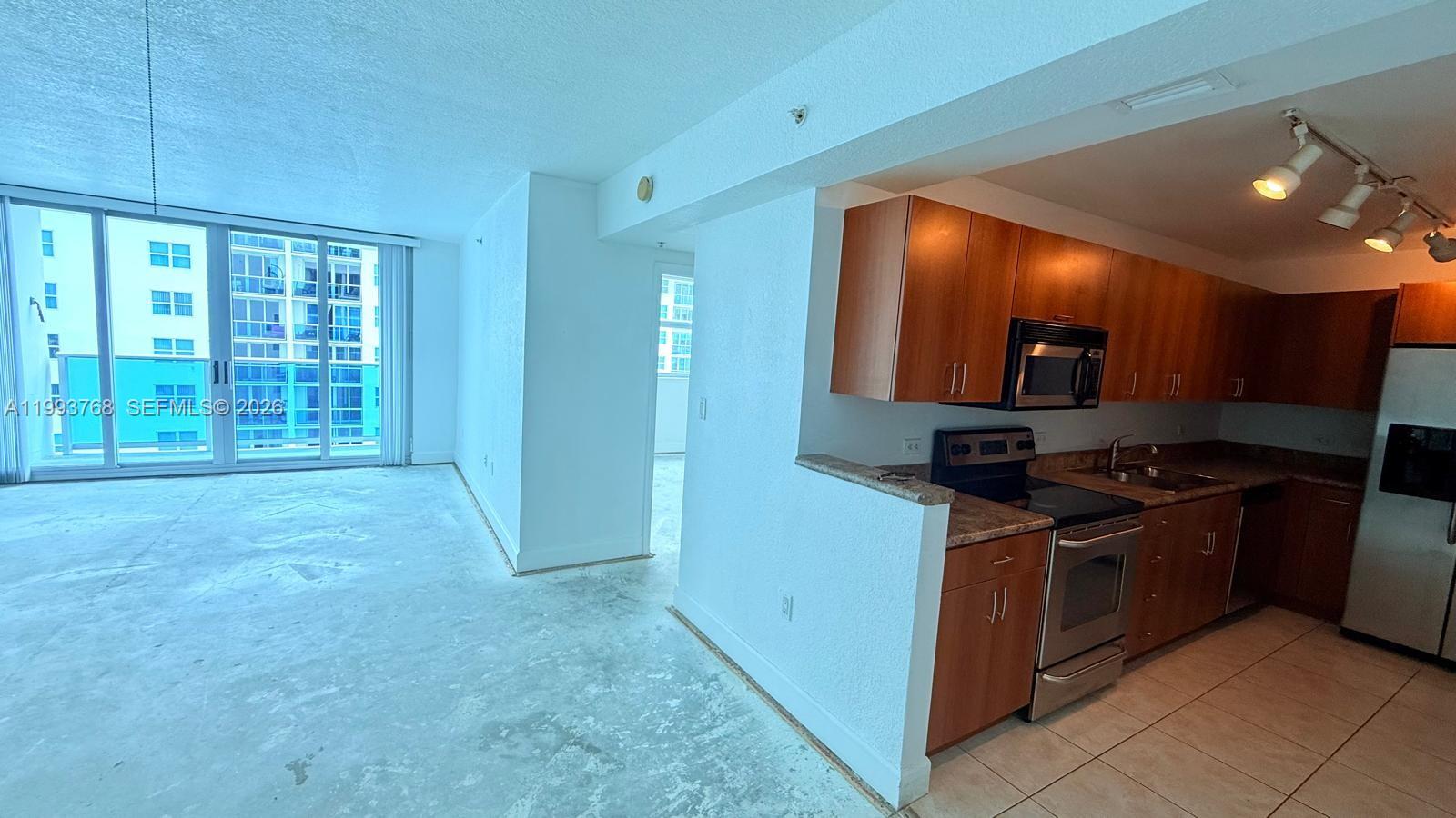 TREASURES ON THE BAY II C - Residential