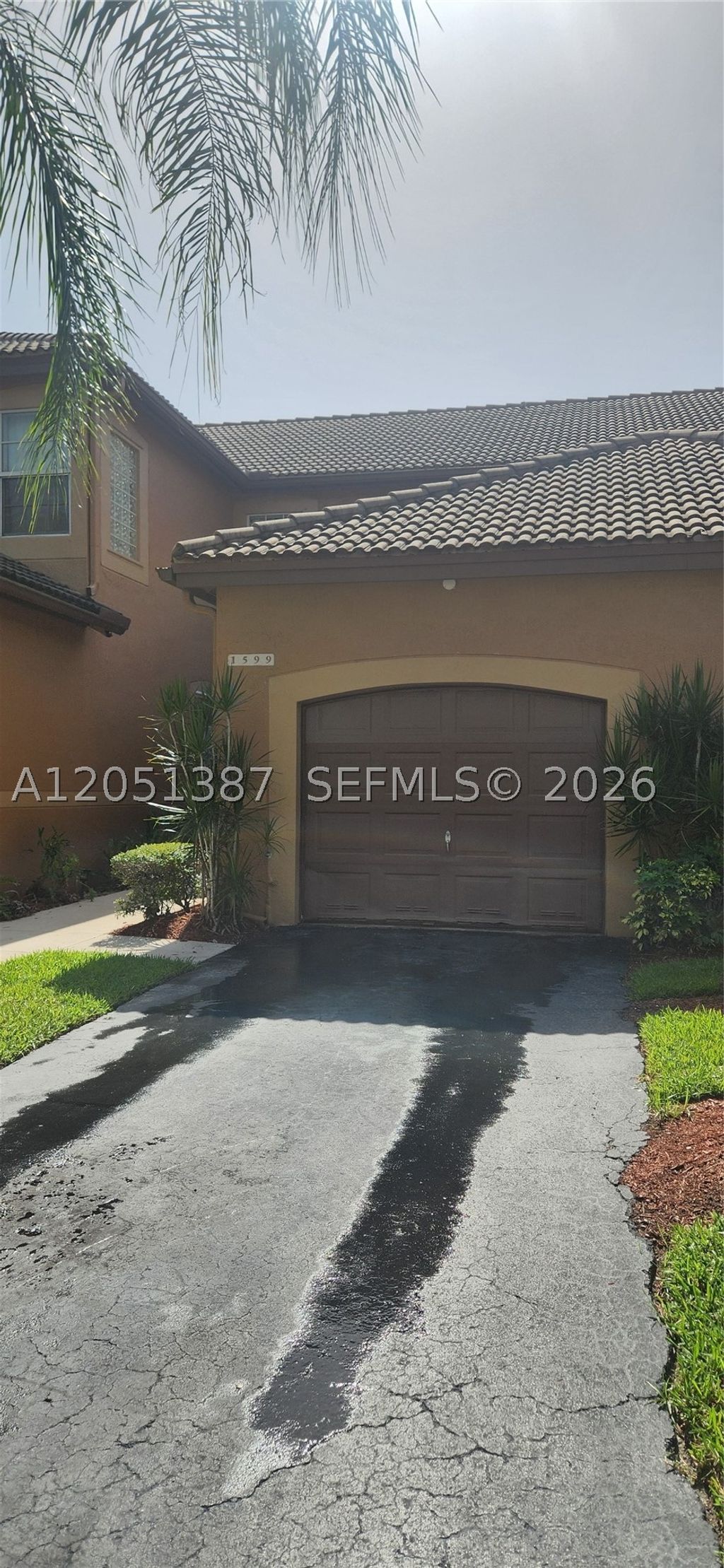 Photo of 1599 Veracruz Ln, Weston, FL 33327 (MLS # A12051387)