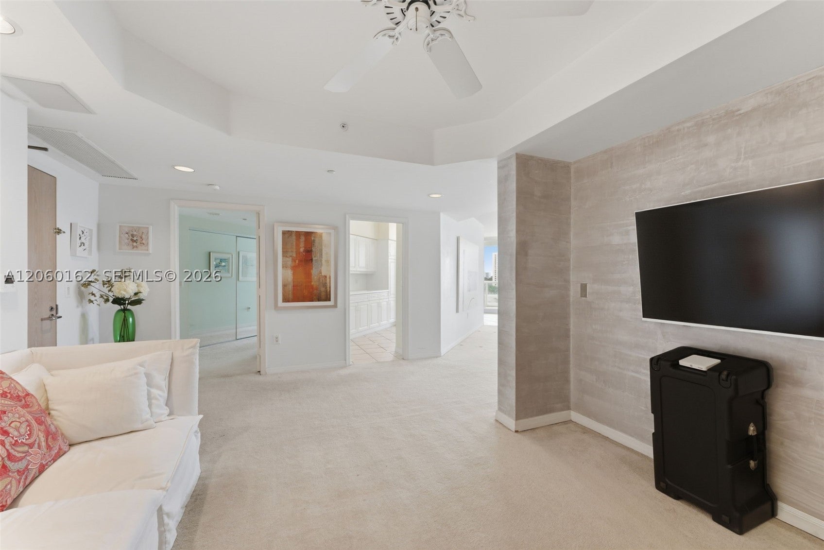16400 Collins Ave 544