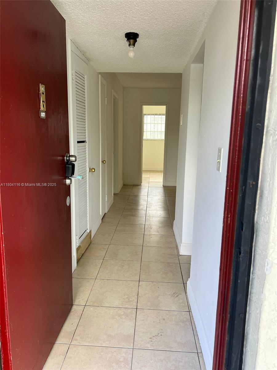 PARKSIDE TOWERS CONDO - Residential Lease