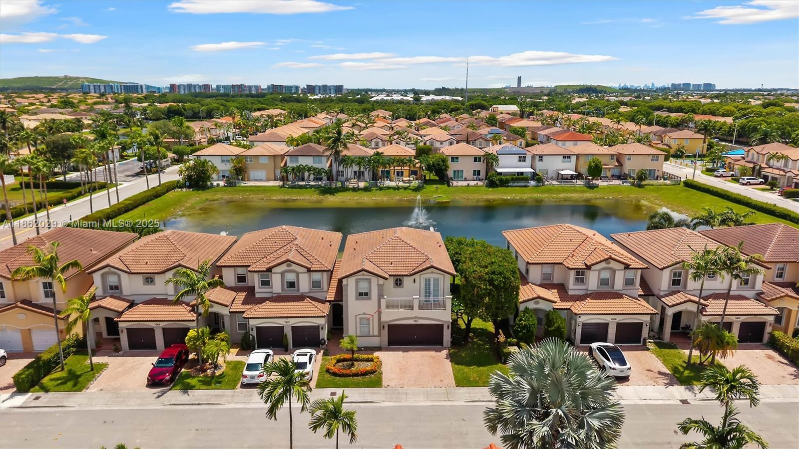 DORAL ISLES NORTH SEC ONE - Residential
