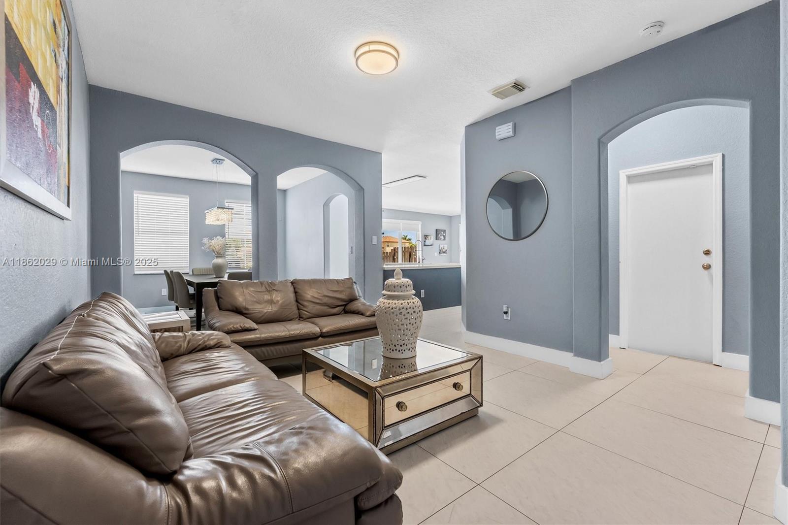 7521 NW 113th Path