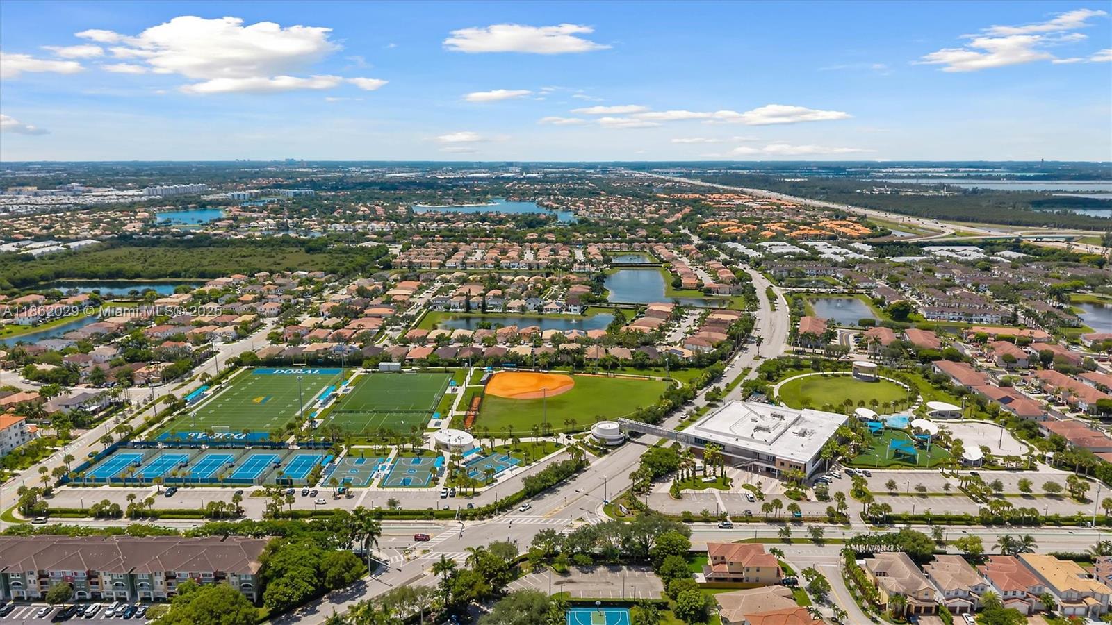 DORAL ISLES NORTH SEC ONE - Residential