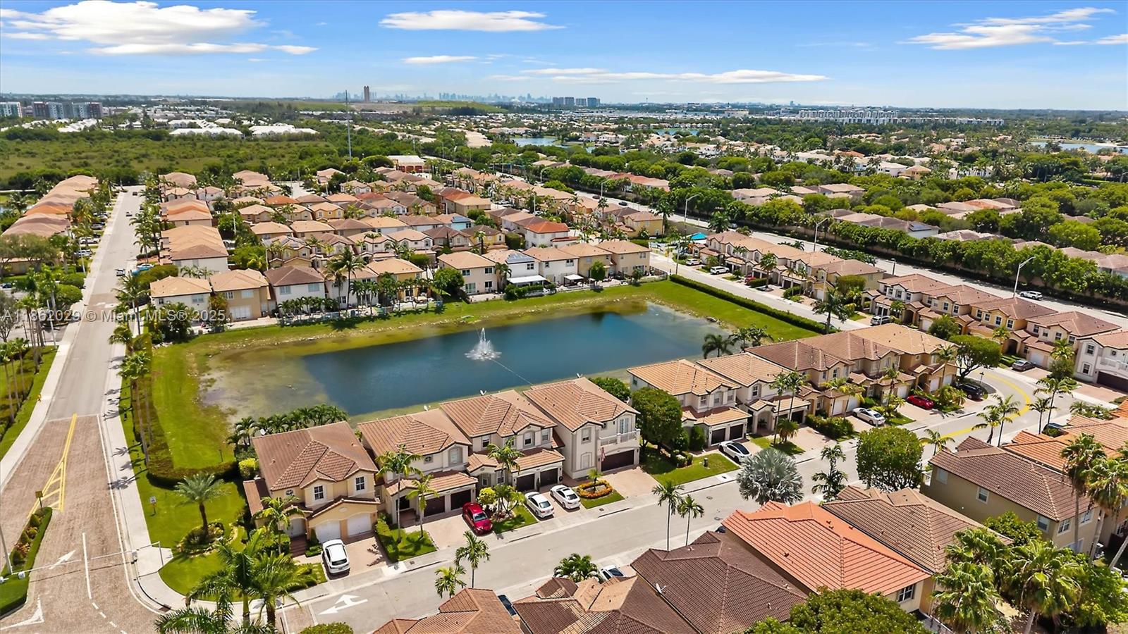 DORAL ISLES NORTH SEC ONE - Residential