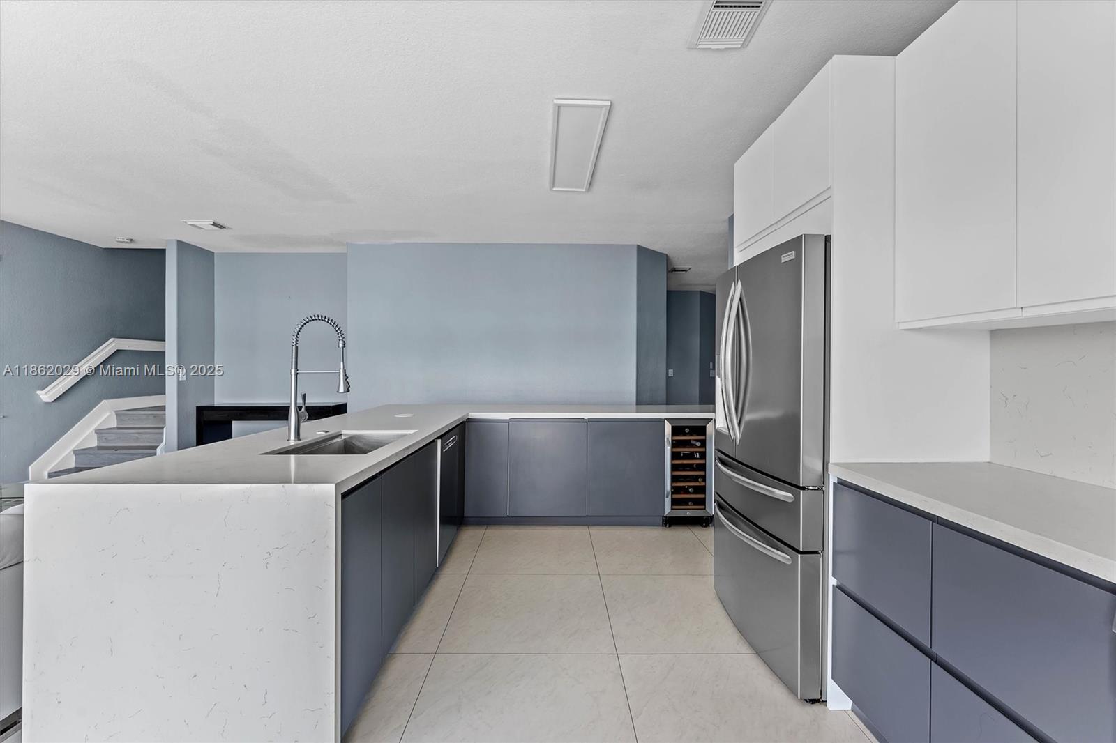 DORAL ISLES NORTH SEC ONE - Residential